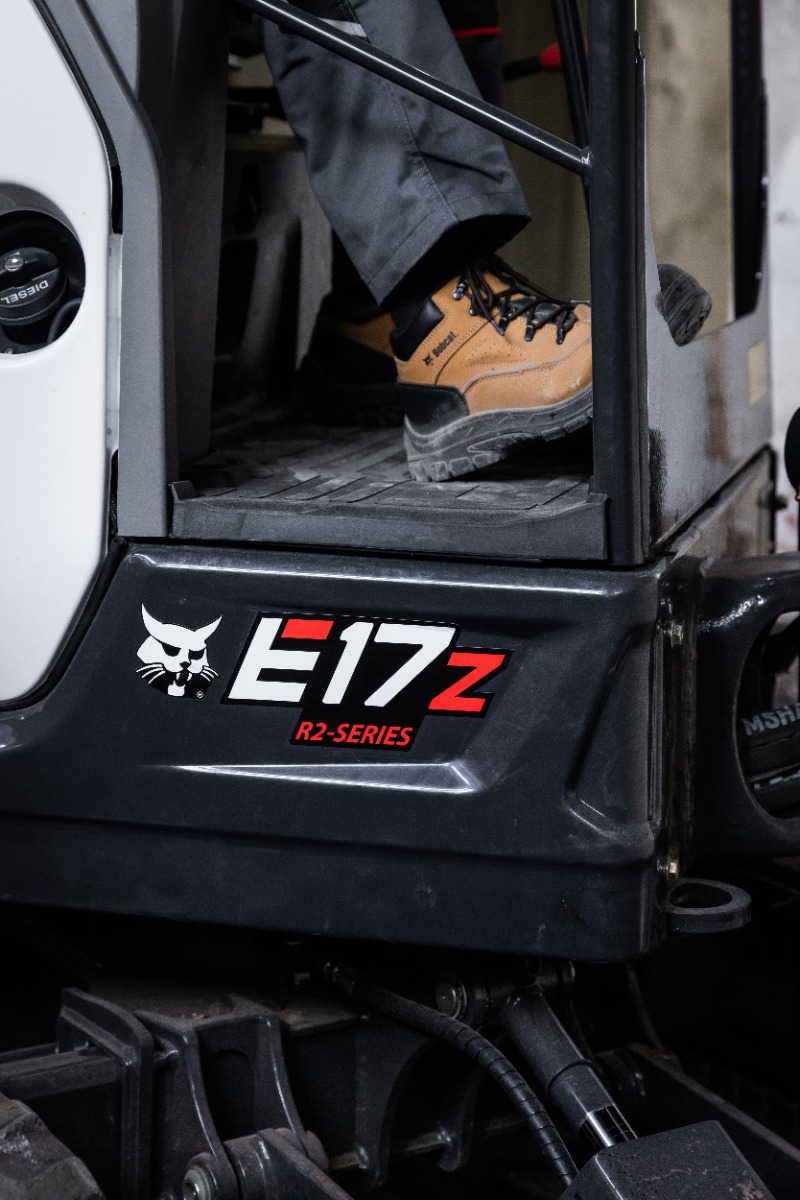 De nouvelles mini-pelles 1-2t série R2